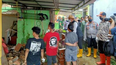 Gubernur Jabar, Ridwan Kamil Berikan Rp 2 M untuk Recovery Dampak Banjir Sukabumi