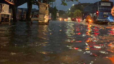 Banjir di Depan Terminal Sukabumi Tak ada Solusi