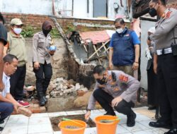 Satlantas Polres Sukabumi Kota Rehab Rumah Warga Korban Kebakaran di Warudoyong