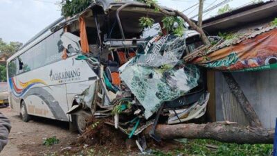 Kronologis Rombongan SMPN 1 Palabuhanratu Sukabumi Nabrak Pohon di Cianjur