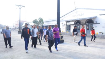 Walikota Sukabumi Jalan- Jalan Pagi, Pantau Penataan Ruas Jalan Stasiun KA