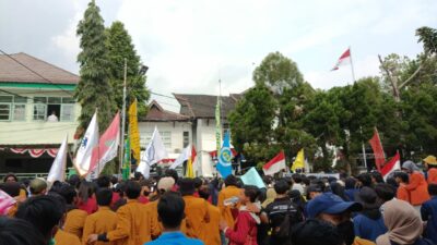 Demo di Sukabumi Penolakan Kenaikan BBM Ricuh, ABSI Ancam Turun Kembali