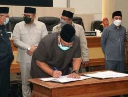 Paripurna DPRD Kabupaten Sukabumi, Penyampaian Nota Pengantar Bupati dan Laporan Keputusan Pimpinan