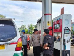 Puluhan Supir Angkot di Kabupaten Sukabumi Terima Bantuan BLT BBM