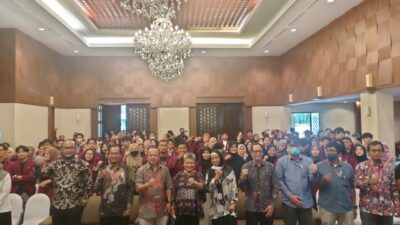 Bedah Tuntas Karya Tulis Ilmiah, Ribka Tjiptaning dan BRIN Berikan Pelatihan Bagi Mahasiswa Nusa Putra