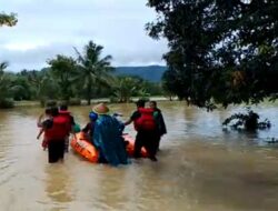 Banjir Rendam Ciemas Sukabumi, Sungai Cikalong Meluap