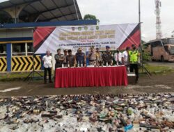 Jelang Nataru Polres Sukabumi Kota Ringkus 54 Pelaku Kejahatan dan Sita Ribuan Botol Miras