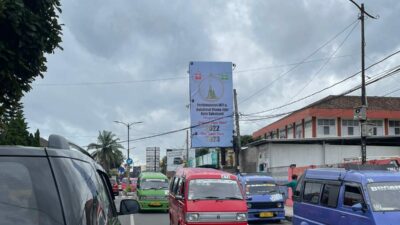 Tunjukan Toleransi, Perhimpunan Tionghoa dan NU Kota Sukabumi Berbarengan Ucapkan Selamat Natal di Baliho