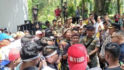 Gerudug Gedung DPRD, FPP Sebut Dinas Pariwisata dan Dinkes Kabupaten Sukabumi Mainkan Anggaran APBD
