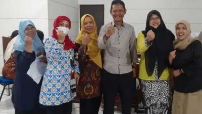 306 Warga Kecamatan Lembursitu Sukabumi Mendapatkan Bantuan Sosial KRS