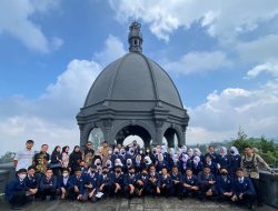 Puluhan Pelajar SMK Abdi Bangsa Sukabumi Ikuti Pelatihan Table Manner