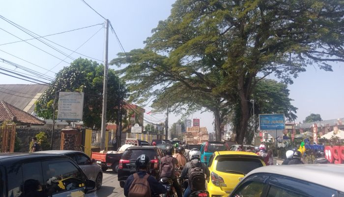 Pembangunan Revitalisasi Jalan Veteran II Sukabumi Jadi Biang Kemacetan