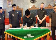 DPRD Tandatangani Usulan Berakhirnya Masa Jabatan Wali Kota dan Wakil Wali Kota Sukabumi