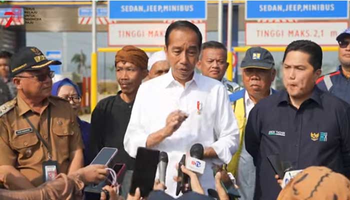 Presiden Joko Widodo meresmikan Jalan Tol Bocimi