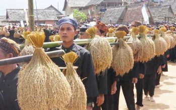 Kasepuhan-Cipta-Gelar-Serentaun-2