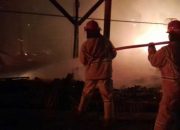 Kebakaran di Kebonpedes Sukabumi, Tiga Toko Ludes Dilalap Si Jago Merah