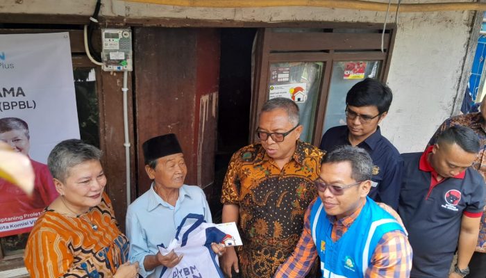 1.703 Rumah Tangga Kurang Mampu di Sukabumi Dapat Sambungan Listrik Gratis