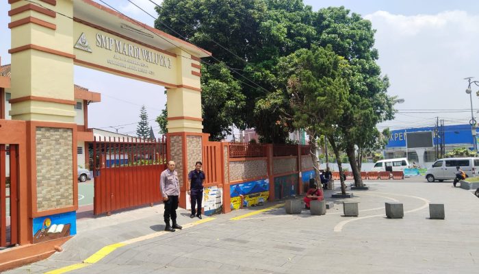 Polsek Cikole Kota Sukabumi Gencar Melakukan Pengawasan Antisipasi Tawuran Pelajar