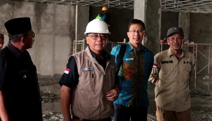 Wabup Sukabumi Monev Pembangunan Gedung GICC Yang Sempat Mangkrak