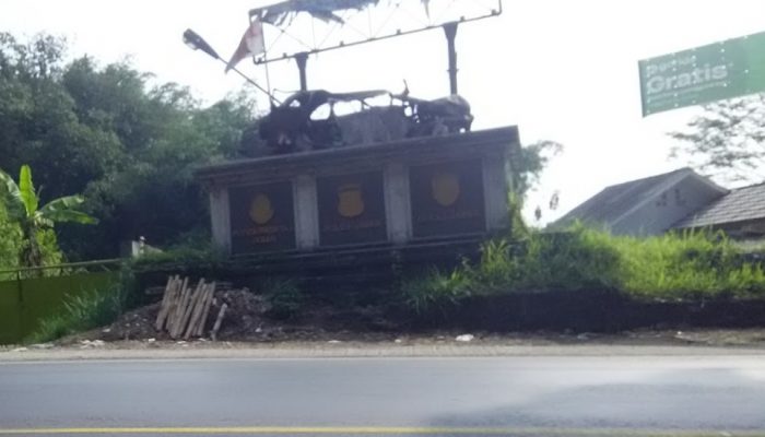 Misteri Tugu Kecelakaan di Jalan Bojongkokosan Kabupaten Sukabumi