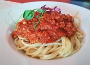 Spaghetti Bolognese ala Sukabumi, Resep Sederhana Hidangan Klasik Italia di Rumah Anda