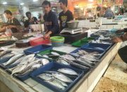 Harga Daging dan Ikan Melonjak di Pasar Kota Sukabumi