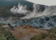 Menelusuri Keindahan di Sukabumi yang Penuh Tantangan: Kawah Ratu Gunung Salak Jagonya