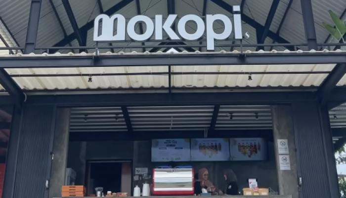 Mokopi Cabang ke Dua di Jalur Sukabumi Suasana Cafe Indah Tempat Nongkrong