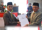 Gantikan Ivan Rusvansyah, H Gundar Resmi Dilantik Jadi Anggota DPRD Kota Sukabumi