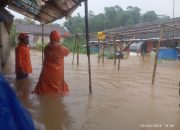 18 Rumah Terendam Banjir Luapan Sungai Ciseupan di Kelurahan Karangtengah Kota Sukabumi