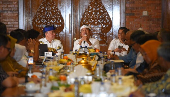 Sekda Kota Sukabumi Bahas Optimalisasi Pembangunan Daerah Bersama Gubernur Jawa Barat Terpilih