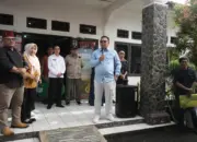 Pj Wali Kota Sukabumi Tinjau Pasar Murah dan Program Makan Bergizi Gratis