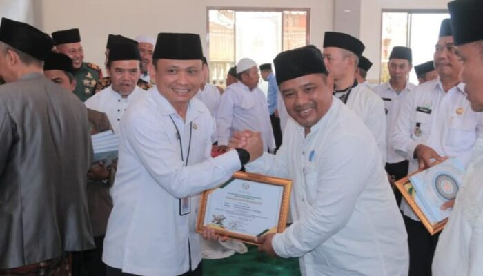 Dampingi Bupati Pada Khotam Akbar di Surade, Kepala DPMPTSP Kab Sukabumi Ucapkan Rasa Bangga
