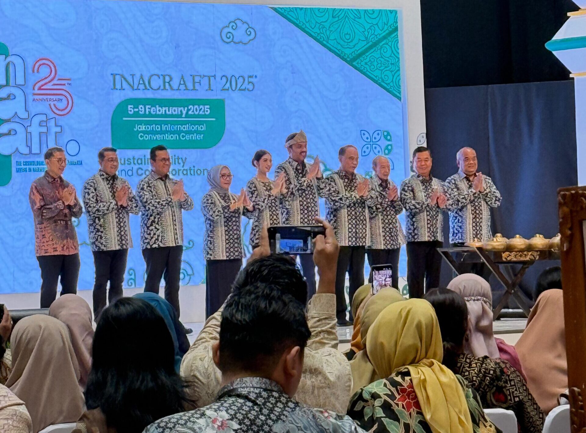 Booth Rumah BUMN di INACRAFT 2025: Wadah Kreativitas UMKM untuk Pasar Global