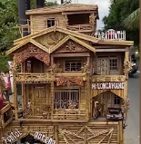 Bukan Gerobak Biasa! Pedagang Pentol di Kalsel Ini Gunakan Gerobak Miniatur Rumah Mewah