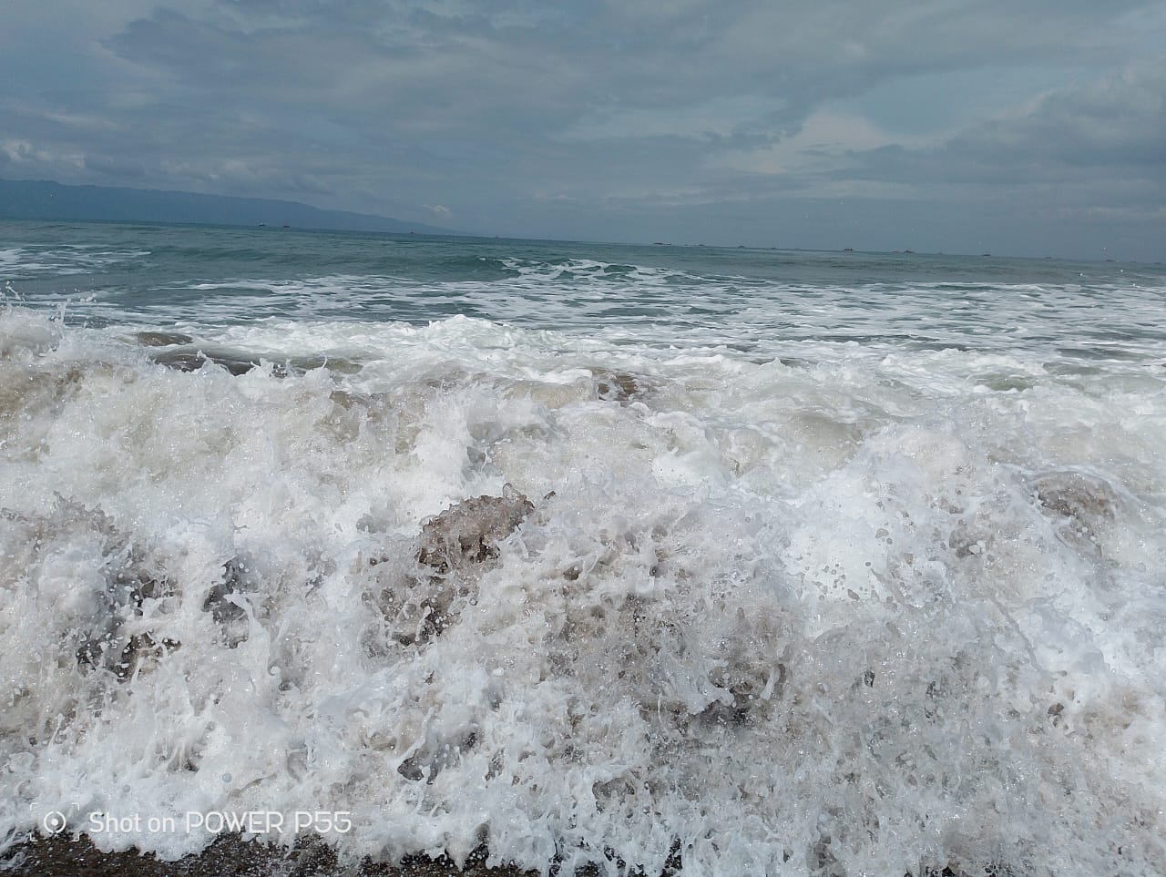BMKG: Waspadai Gelombang Tinggi di Samudra Hindia dan Wilayah Laut Sekitarnya Rabu, 30 April 2025