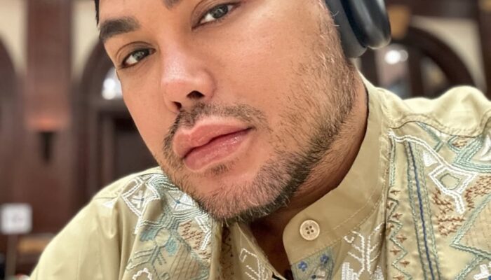Bikin Pangling! Ini Potret Ivan Gunawan Zaman Dulu Terlihat Kurus Melenggang di Majalah
