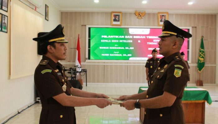 Dua Pejabat Baru Resmi Dilantik di Kejari Kabupaten Sukabumi