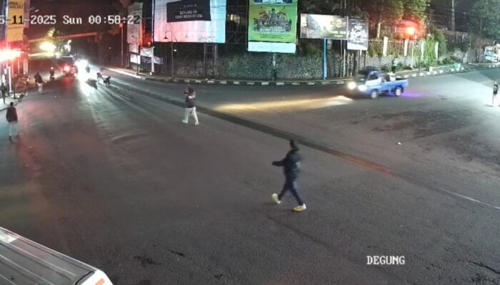 Satu Orang Penumpang Sepeda Motor Tewas Usai Terlibat Kecelakaan di Perempatan Degung Sukabumi
