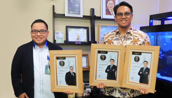 Jamkrindo Borong Tiga Penghargaan di Indonesia Financial Top Leader Award 2025