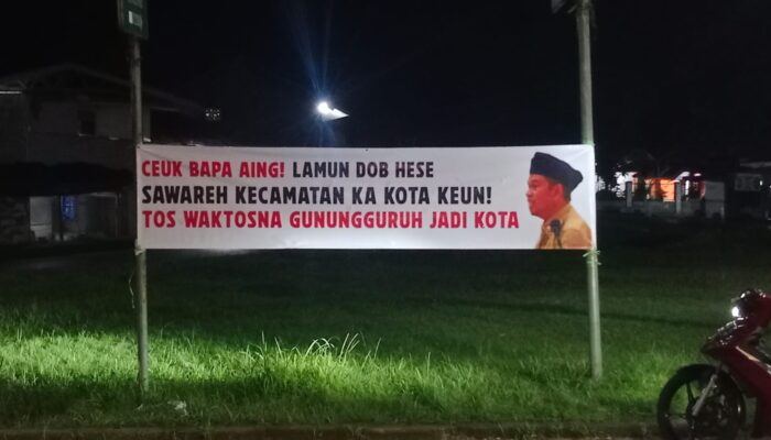 Spanduk Bertuliskan Ingin Bergabungnya Kecamatan Kabupaten ke Kota Sukabumi Bermunculan, Siapa Pembuatnya?