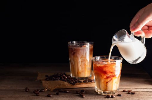 Milk Tea Ala Sukabumi, Creamy Manisnya Bikin Lupa Café