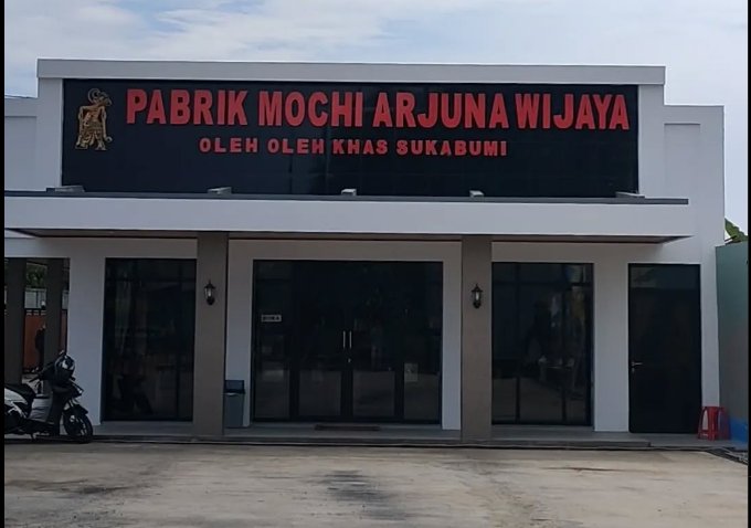 Mochi Arjuna: Surga Oleh-Oleh Khas Sukabumi Langsung dari Pabriknya