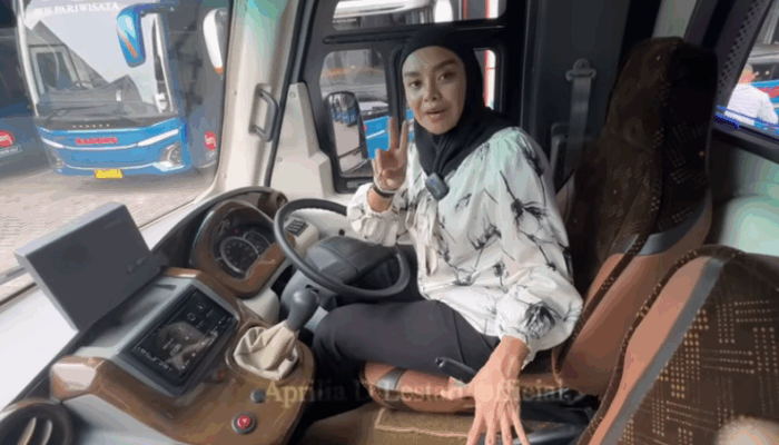 Aprilia D Lestari: Dulu Bos Akas Green, Kini Nakhoda Baru PO Bagong