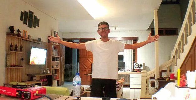 Aries Budiman: Musisi Asal Sukabumi yang Sukses di Panggung Nasional Bersama Garasi