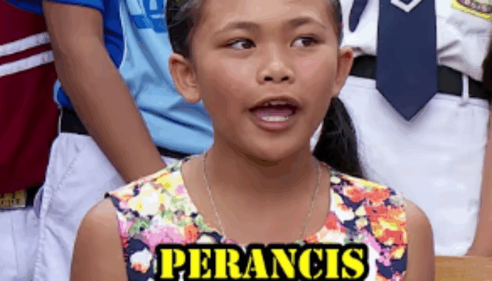Viral Anak Kecil Penjual Kartu Pos di Bali Ini Bisa 23 Bahasa Asing