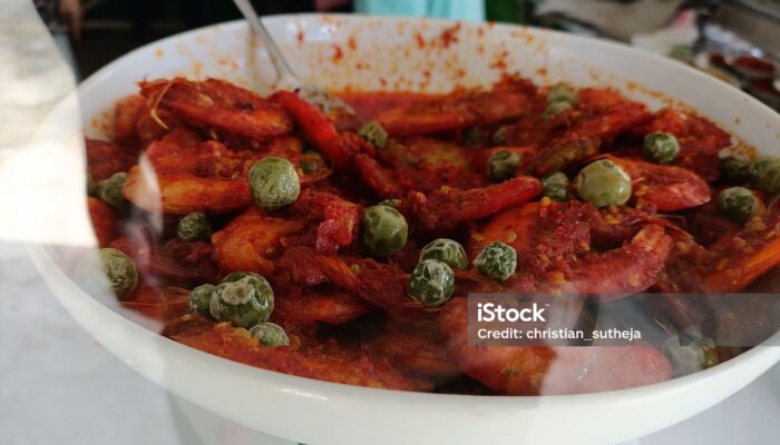 Udang Ayam Saus Merah ala Sukabumi: Duet Protein Bikin Nasi Nambah Terus