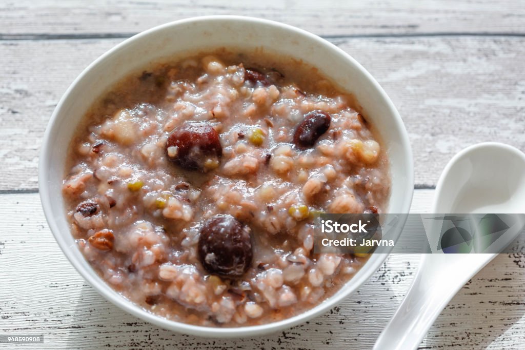 Bubur Kedelai Rempah Ala Sukabumi: Lembut Gurih dan Bikin Nafsu Makan Nambah