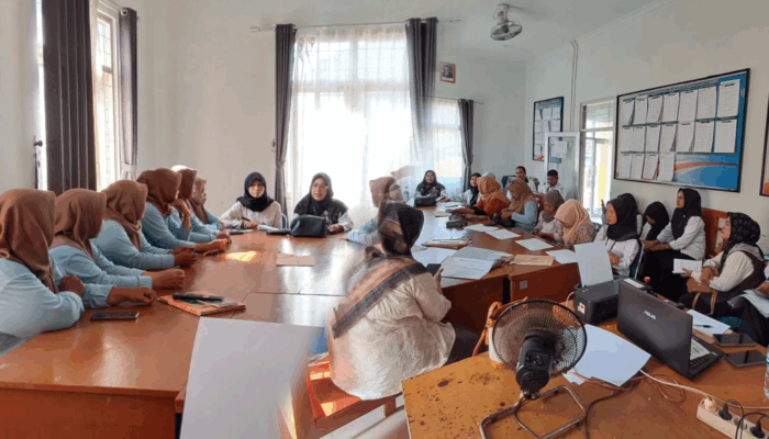UPTD Dalduk Surade Gelar Pembinaan Rutin TPK, Dorong Kecamatan Surade Menuju Zero Stunting