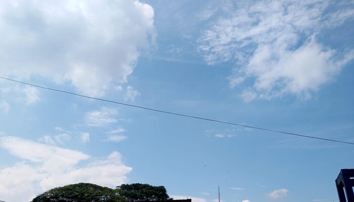 Berawan Menyelimuti Sukabumi, Waspadai Potensi Hujan Ringan Selasa 10 Juni 2025